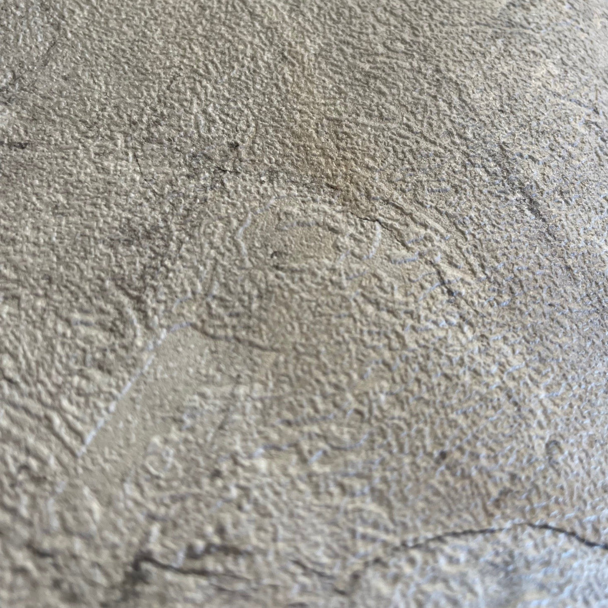 Slate Fusion White by Veer Decor Abstract Textured Wallpaper – 8252-AC1