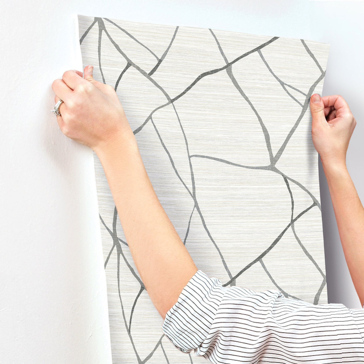 Raska Ivory Faux Grasscloth Modern Wallpaper - York AG2081