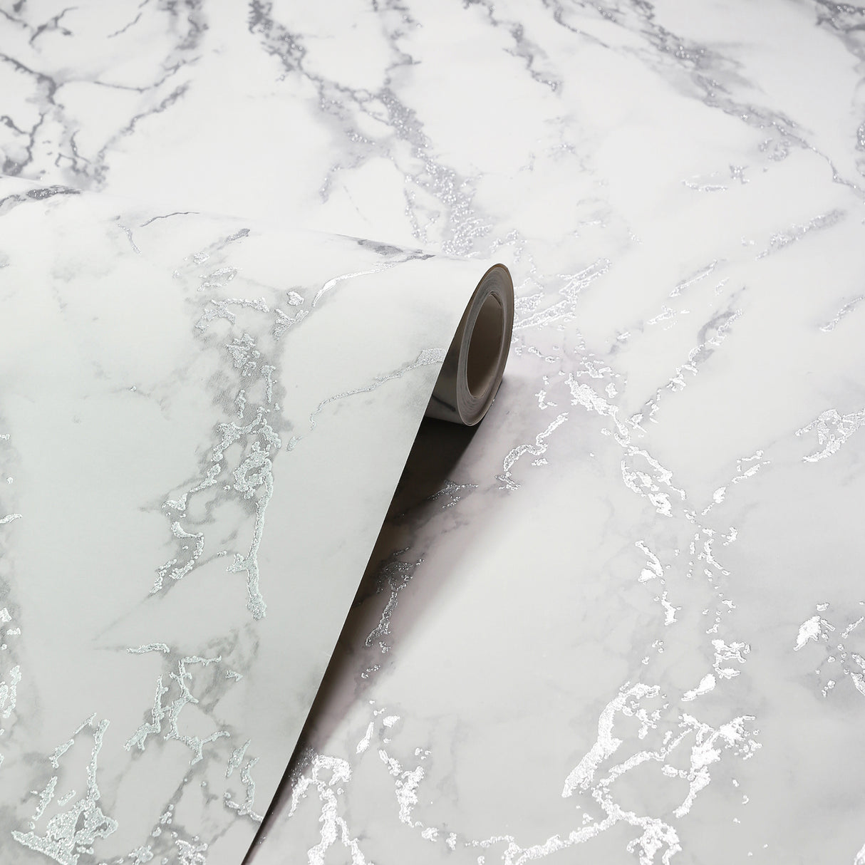 Siward White Metallic by Arthouse Marble Wallpaper – Brewster Home Fashions AH296701