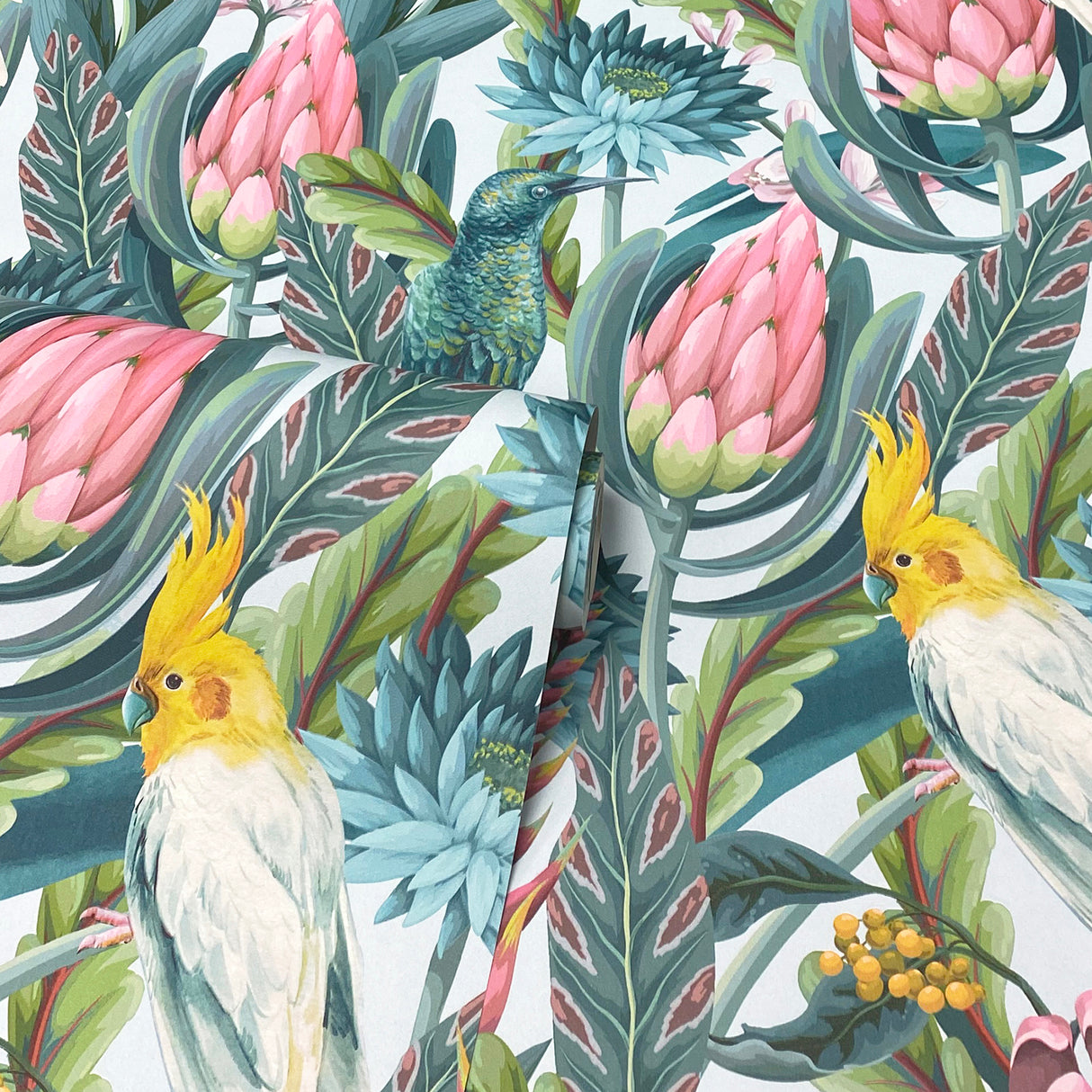 Celia Multicolor by Arthouse Tropical Birds Wallpaper – Brewster Home Fashions AH297905