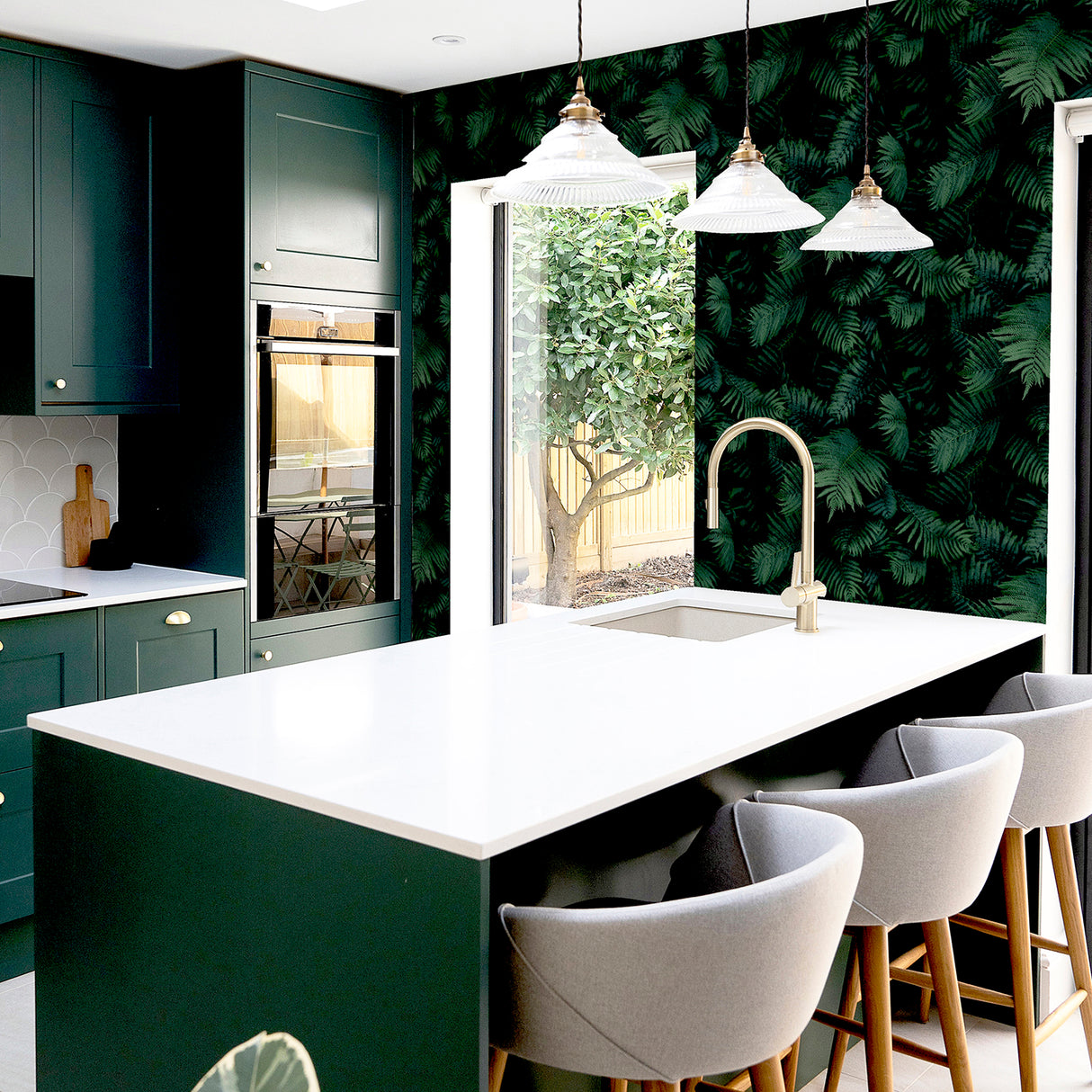 Winona Green by Arthouse Ferns Wallpaper – Brewster Home Fashions AH907601