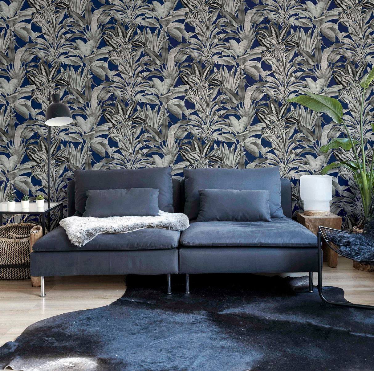 Alice Navy Greenhouse by Arthouse Botanical Wallpaper – Brewster Home Fashions AH909501
