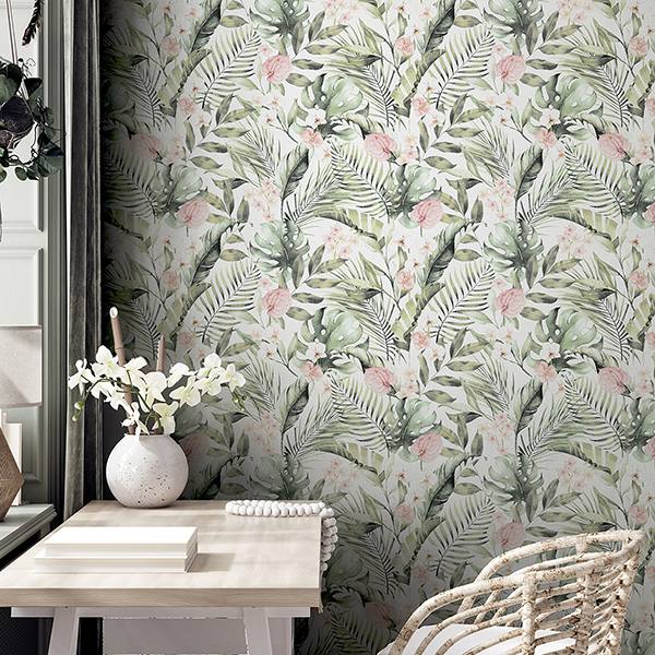 Harrietta Green by Arthouse Tropical Floral Wallpaper – Brewster Home Fashions AH924906