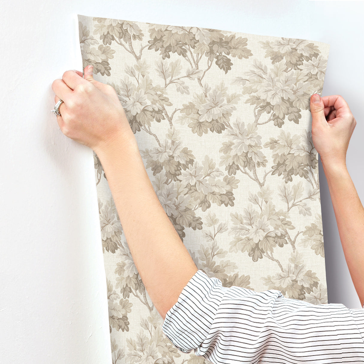 Oakcliff Taupe by Erin Gates Leaf Trail Wallpaper – A-Street Prints AST6356