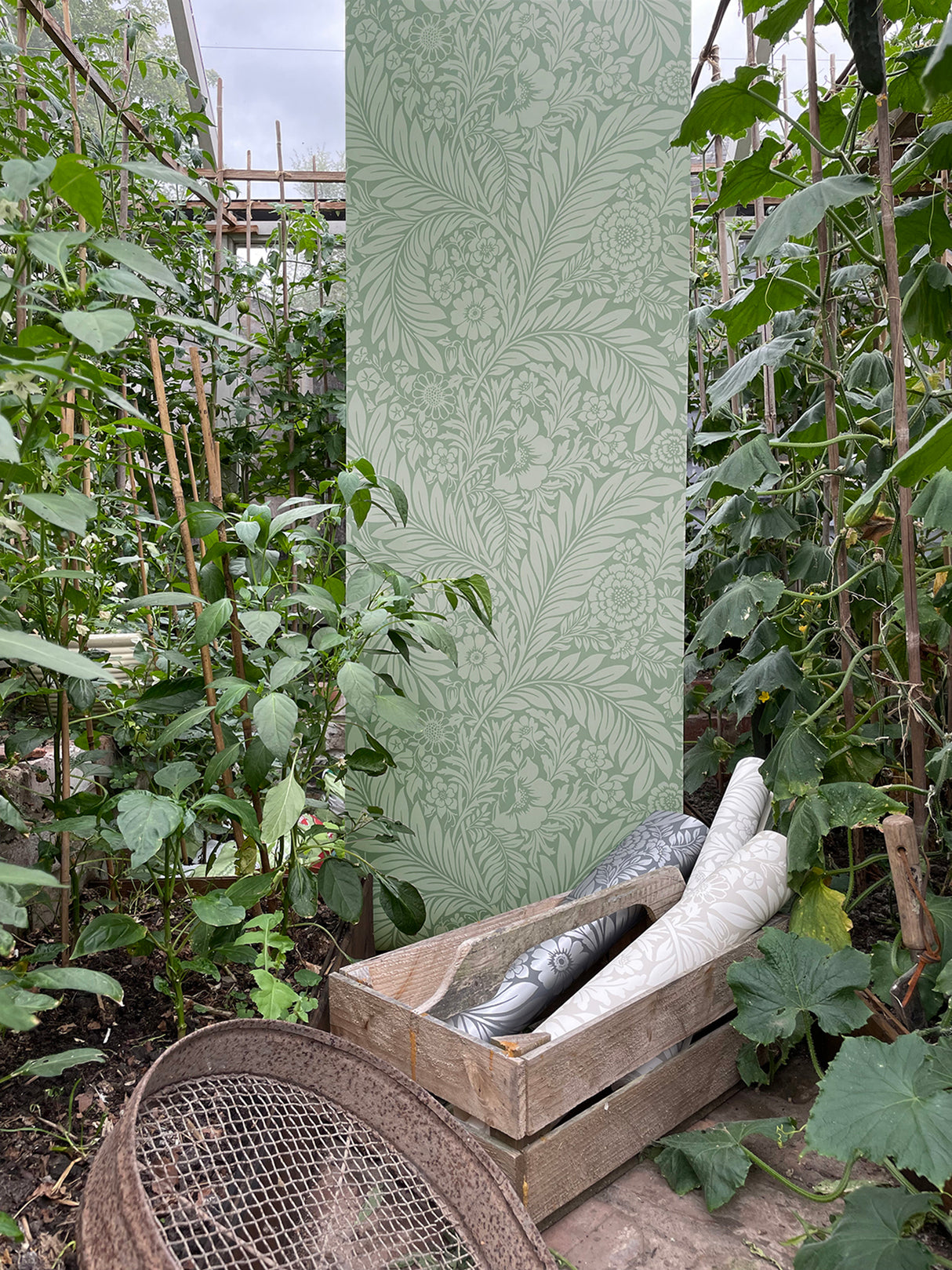 Florence Green by Belgravia Decor Leaf Botanical Wallpaper – Brewster Home Fashions BG720