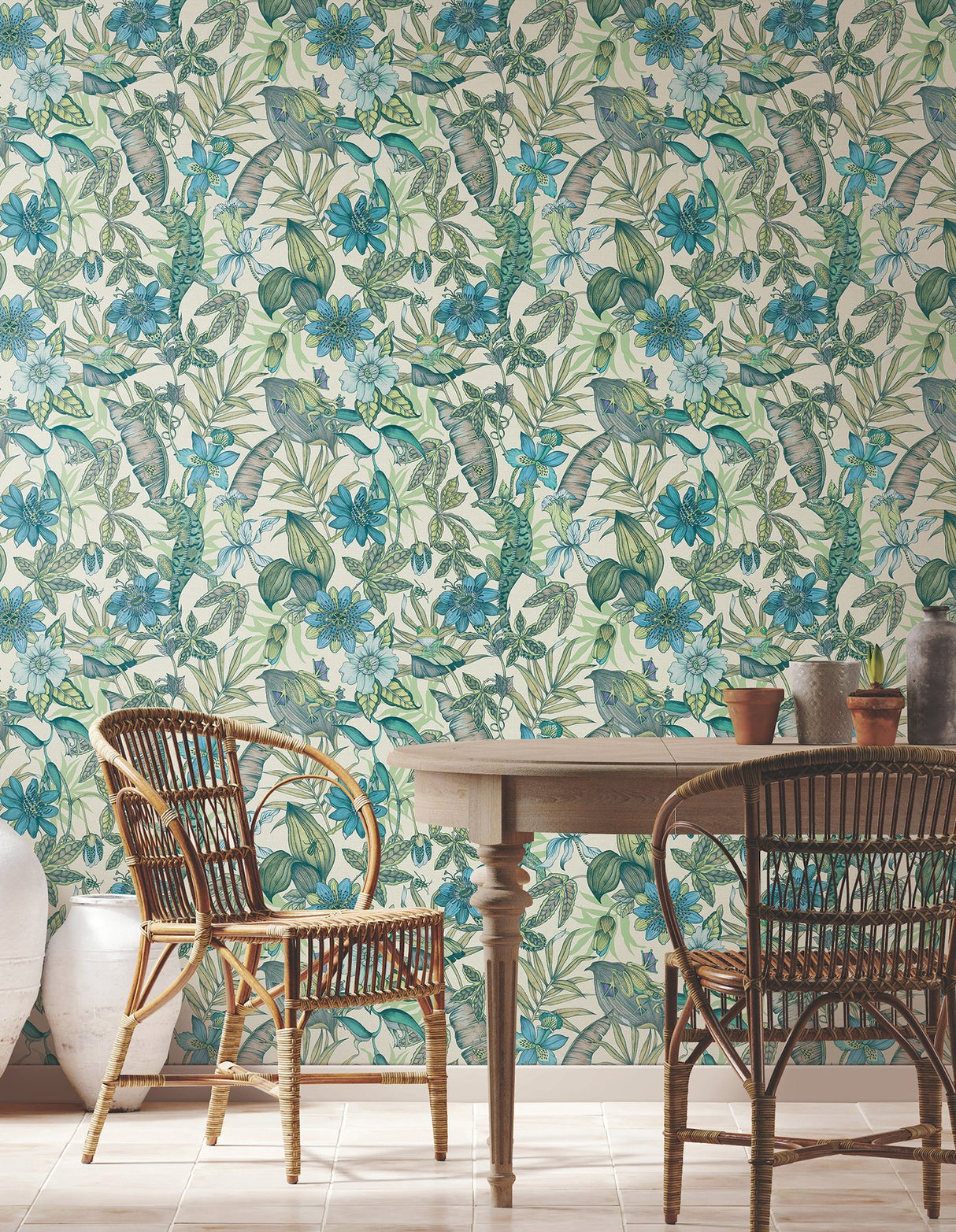 Rainforest Multicolor Wallpaper with Tropical Animals and Florals - York BL1705