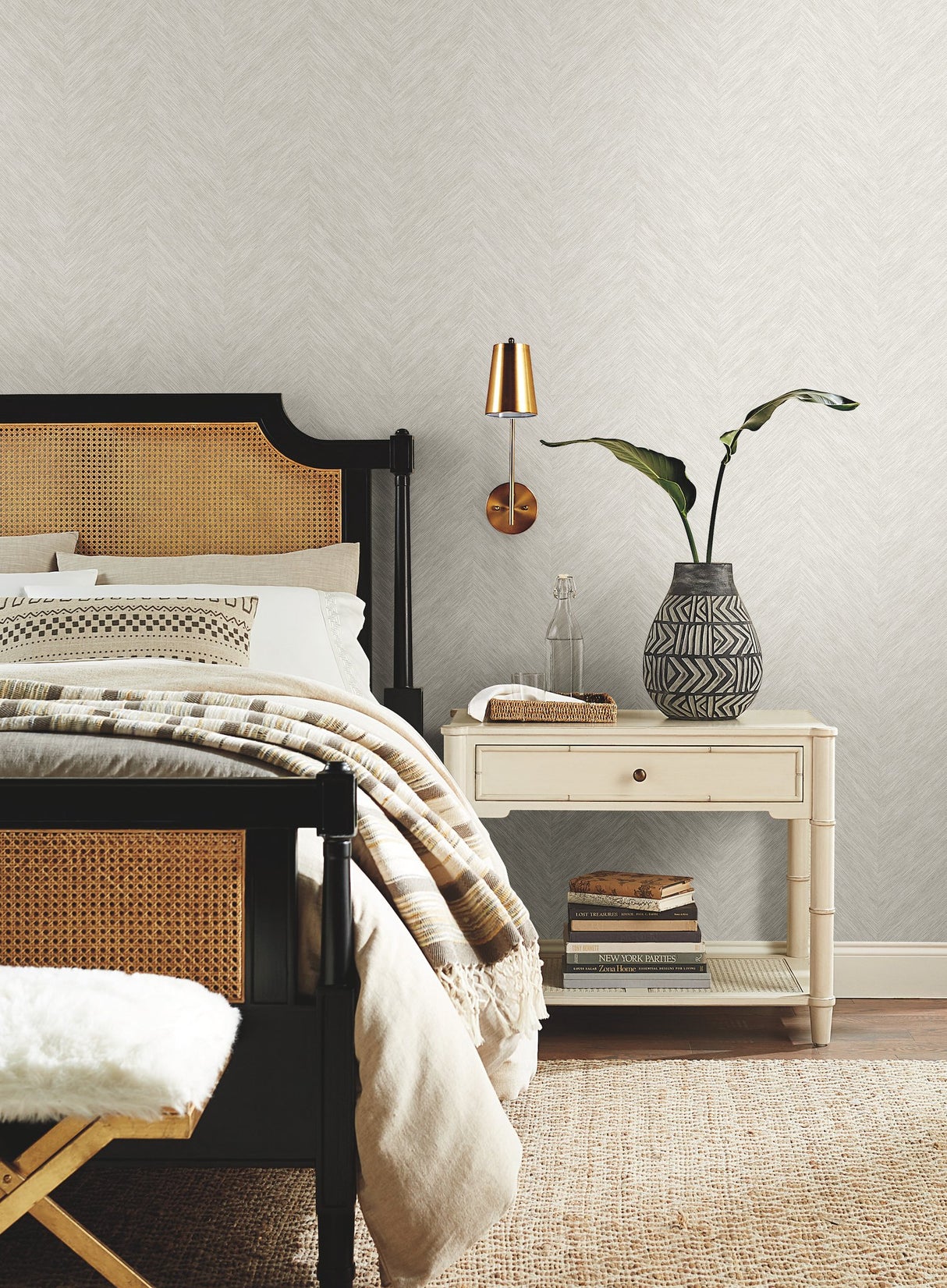 Chevron White Metallic Wallpaper with Metallic Chevron Boho Luxe Pattern - York BO6601