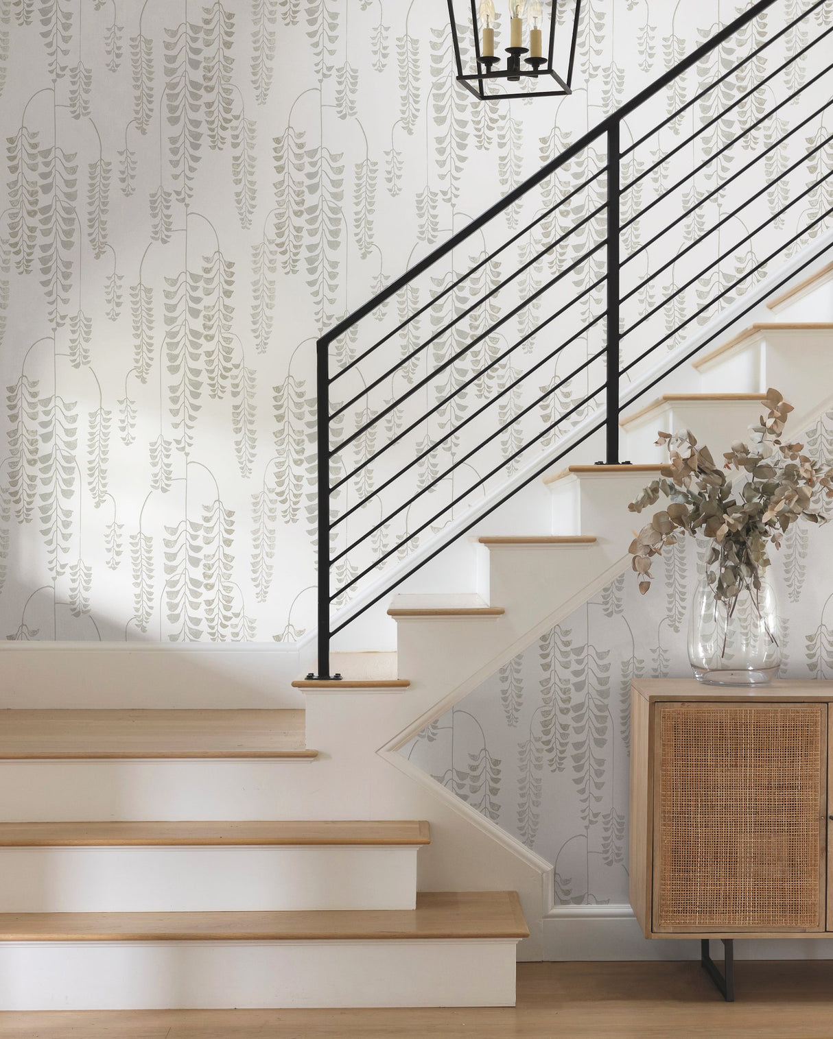Deco Wisteria White & Cream Wallpaper with Botanical Metallic Wisteria Motif - York BW3942