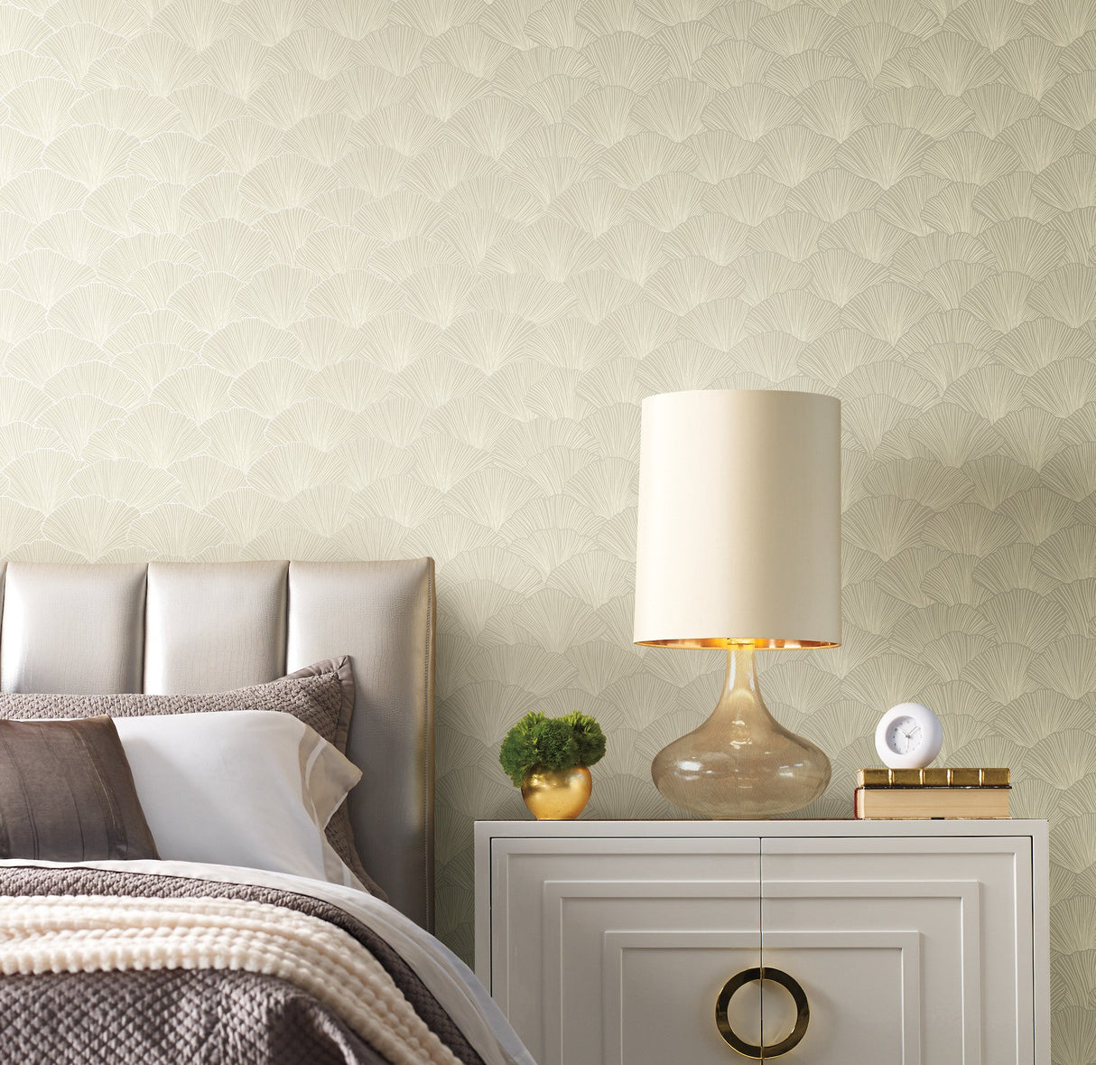 Luminous Ginkgo White & Cream Botanical Non Woven Wallpaper - York CI2335