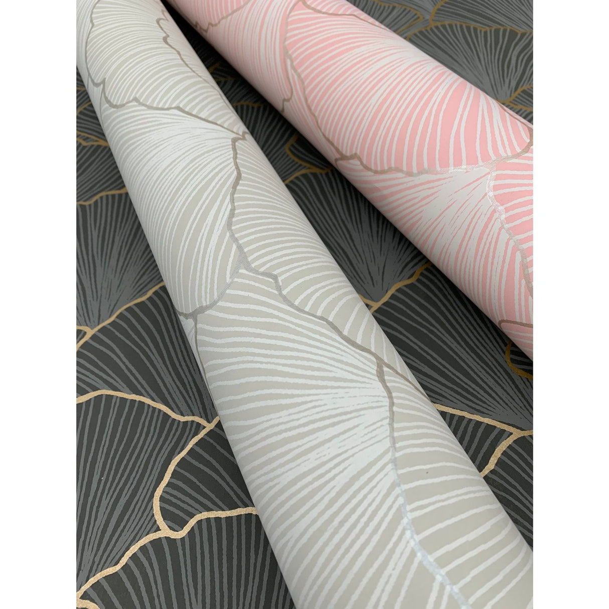 Luminous Gingko Grey Wallpaper with Metallic Fan-Leaf Botanical Motif - York CI2336