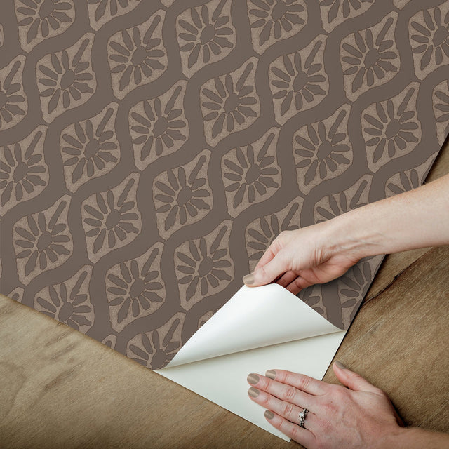 Nova Carob Brown Peel & Stick Wallpaper with Botanical Ogee Motif, Transitional Style - NuWallpaper CJS6328