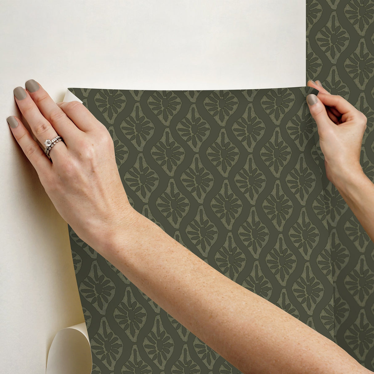 Nova Evergreen Peel & Stick Wallpaper with Botanical Ogee Pattern, Transitional Style - Brewster CJS6329