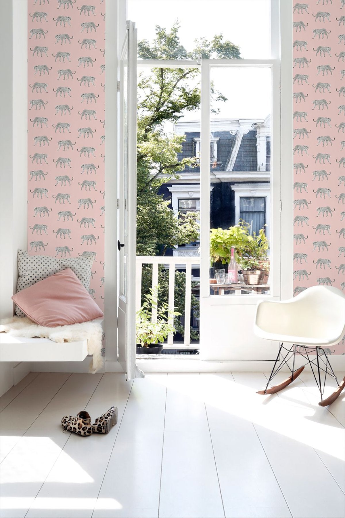 Prowl Pink Jaguars Wallpaper with Bohemian Animal Motif - Brewster DD139177