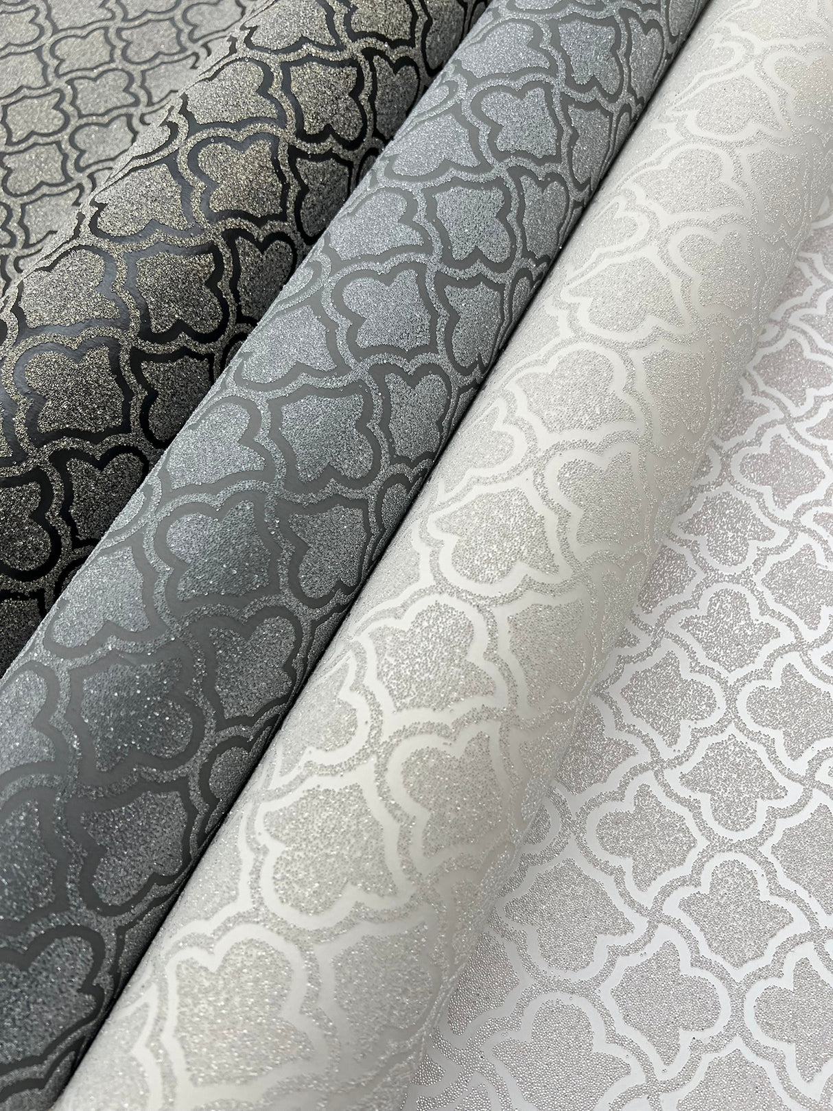 Uptown Glam White by Candice Olson Glass Bead Damask Wallpaper – York Designer Series DF3339