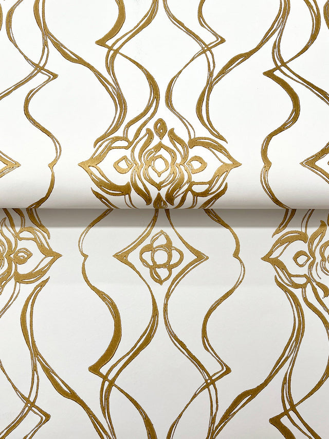 Pirouette White & Gold by Candice Olson Damask Wallpaper – York Designer Series DF3372