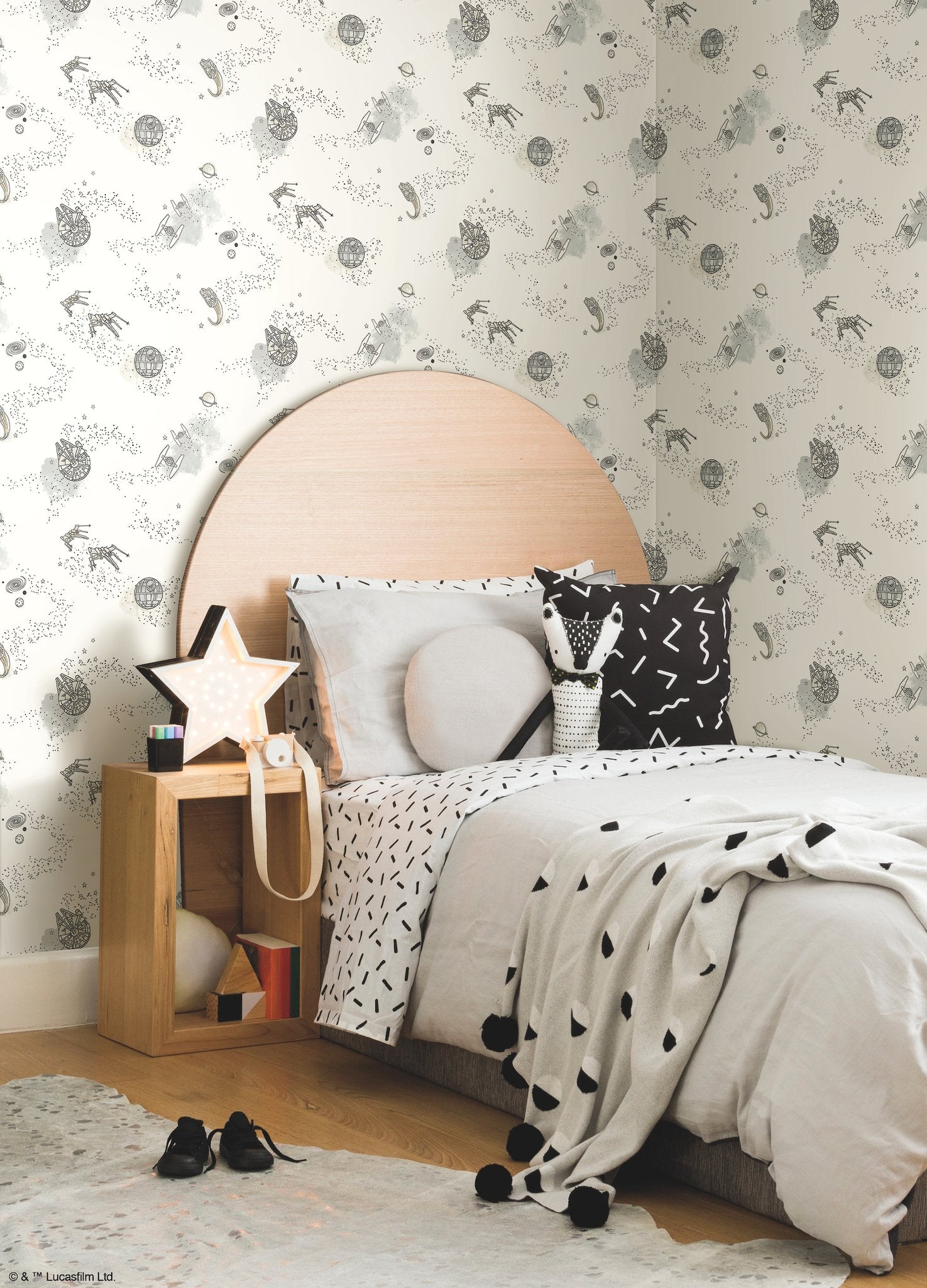 Star Wars: Good Night Galaxy Black & White Wallpaper with Kids Space Sketch Motif - York DI0997