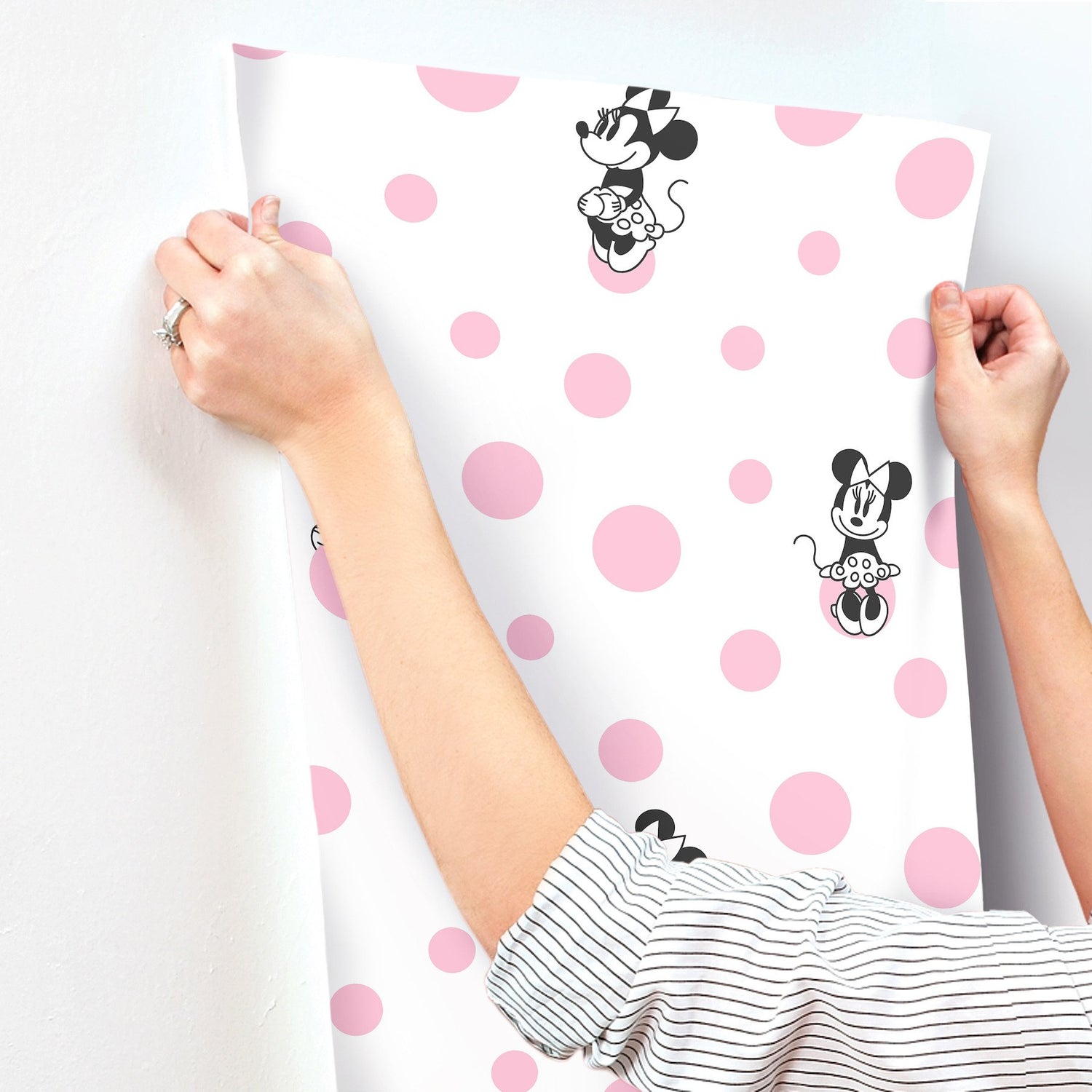 Minnie Dots Pink Wallpaper with Polka Dot Disney Character Motif - York DI1027