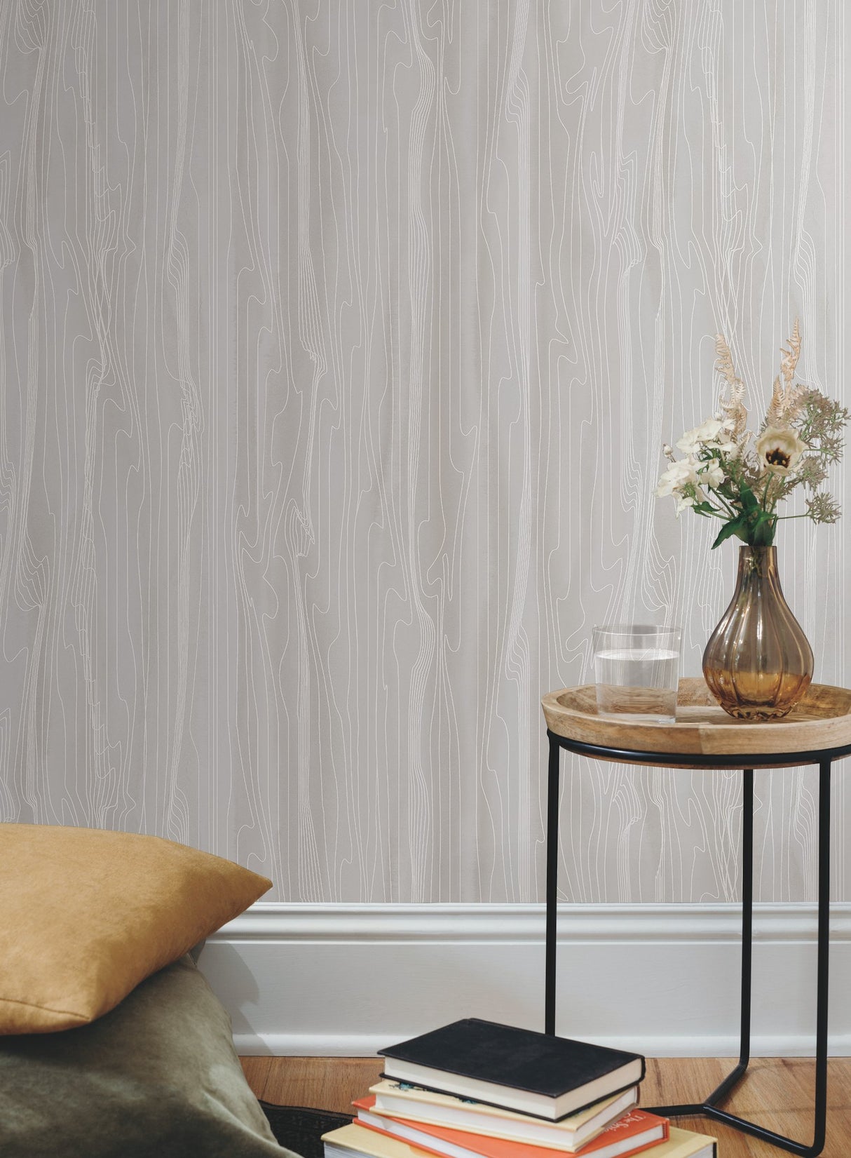 Fantasy Faux Bois Grey & White Wallpaper with Contemporary Woodgrain Motif - York DT5034