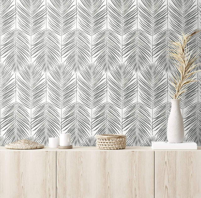 Marina Palm Daydream Grey by Etten Studios Botanical Wallpaper – Etten Studios ET10730