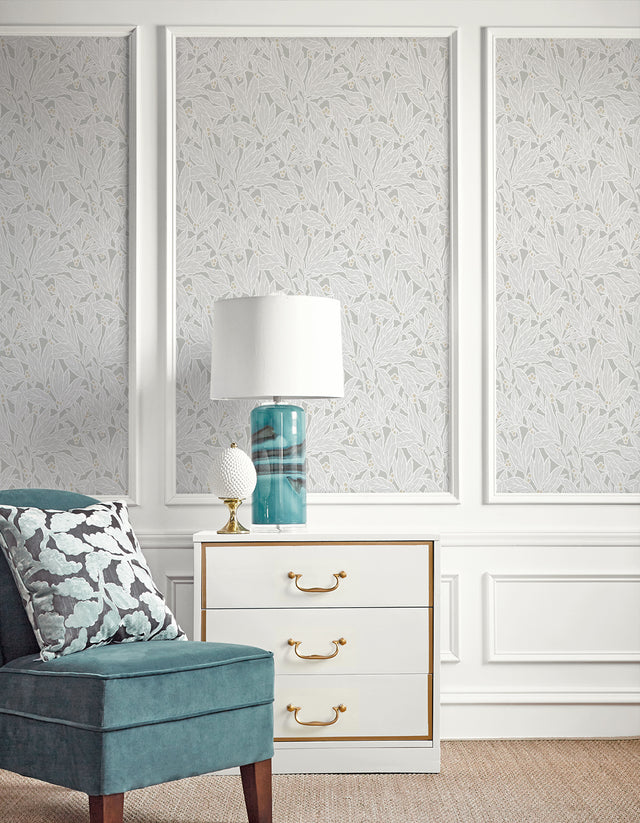 Leaf and Berry Daydream Grey by Legacy Prints Botanical Vintage Wallpaper – Etten Studios ET12808