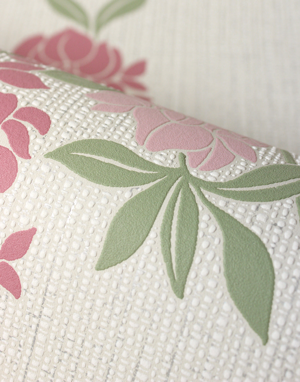 Aisla Pink by Fine Decor Wisteria Wallpaper – Brewster Home Fashions FD43671