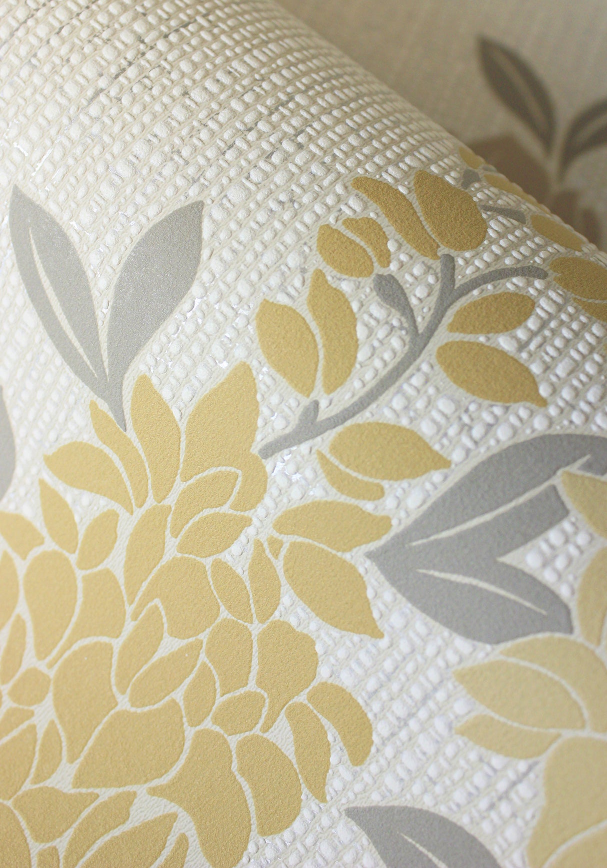 Aisla Yellow by Fine Decor Wisteria Wallpaper – Brewster Home Fashions FD43672