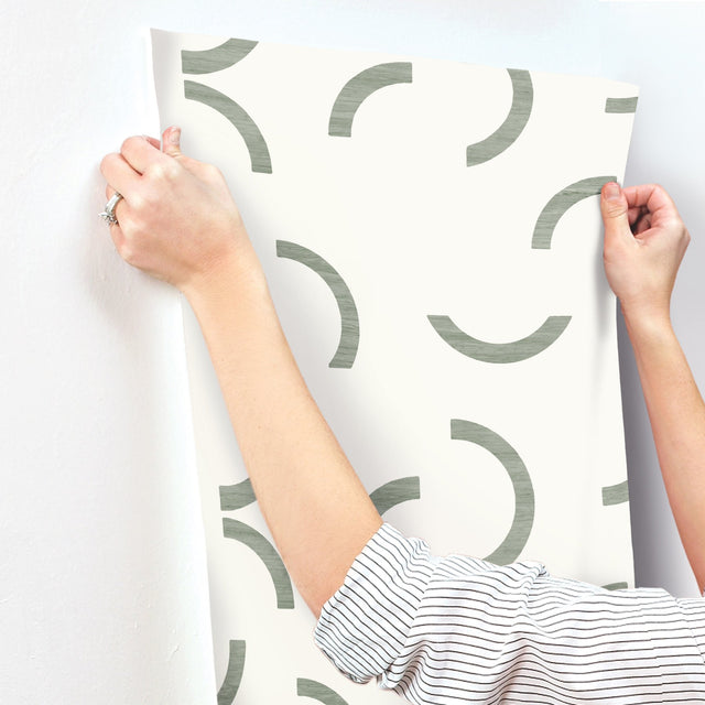 Lunula Green Geometric Non Woven Wallpaper - York FM1021