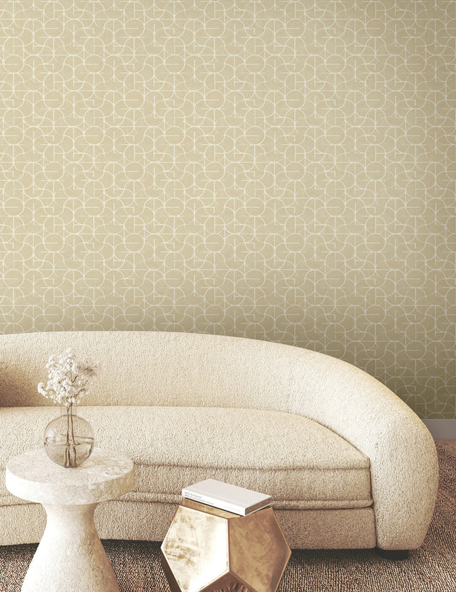 Looking Glass Straw Wallpaper with Metallic Geometric Ogee - York FM1101