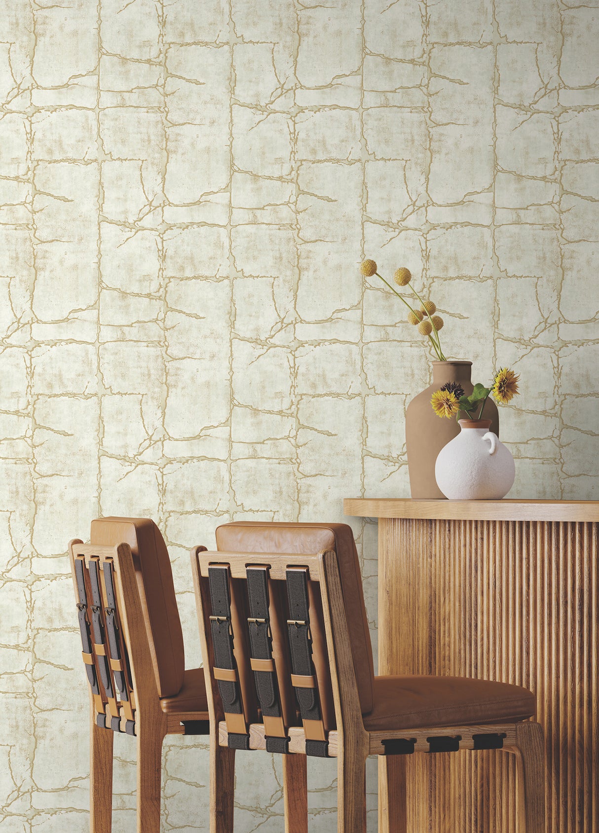 Mojave Gold by York Wallcoverings Non Woven Metallic Wallpaper – York Wallcoverings GN2584