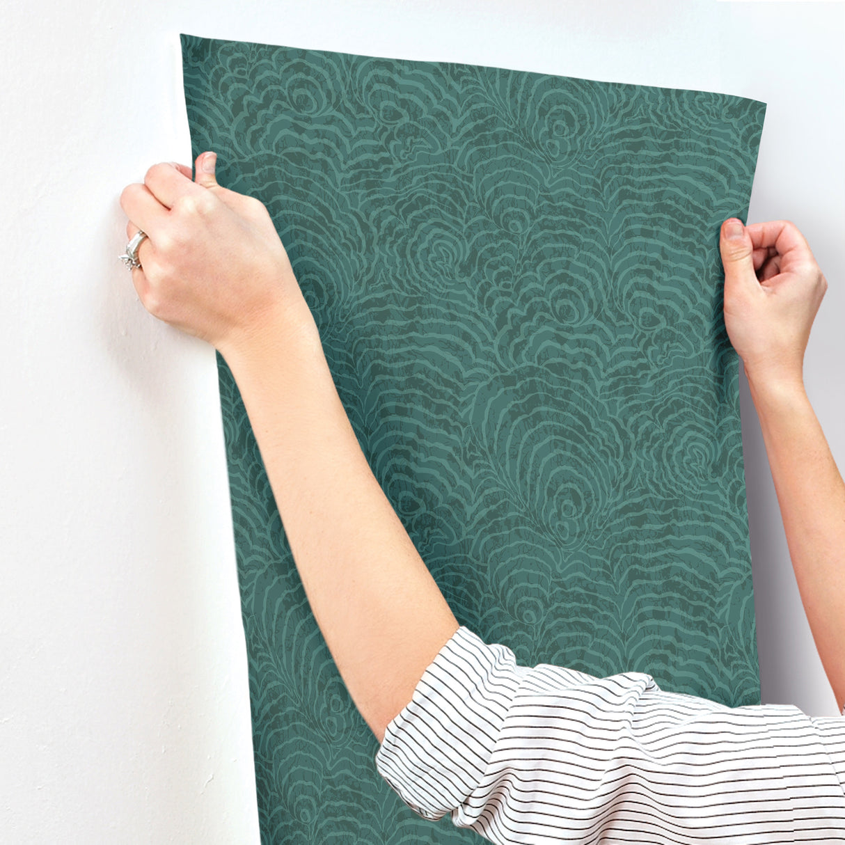 Ocean Jasper Teal by York Wallcoverings Non Woven Wallpaper – York Wallcoverings GN2631