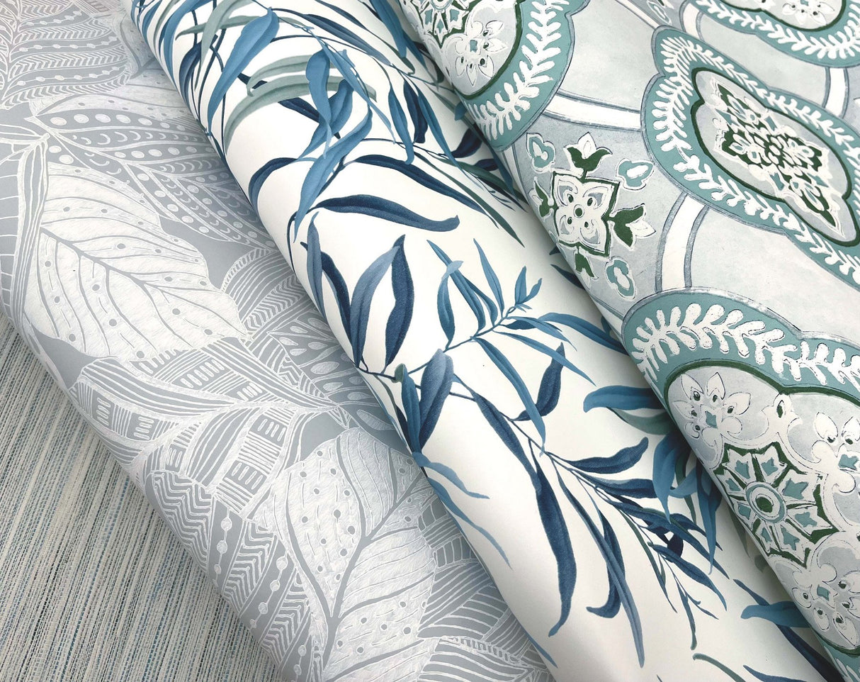 Willow Grove Sky Blue Wallpaper with Botanical Willow Leaf Pattern - York GO8242