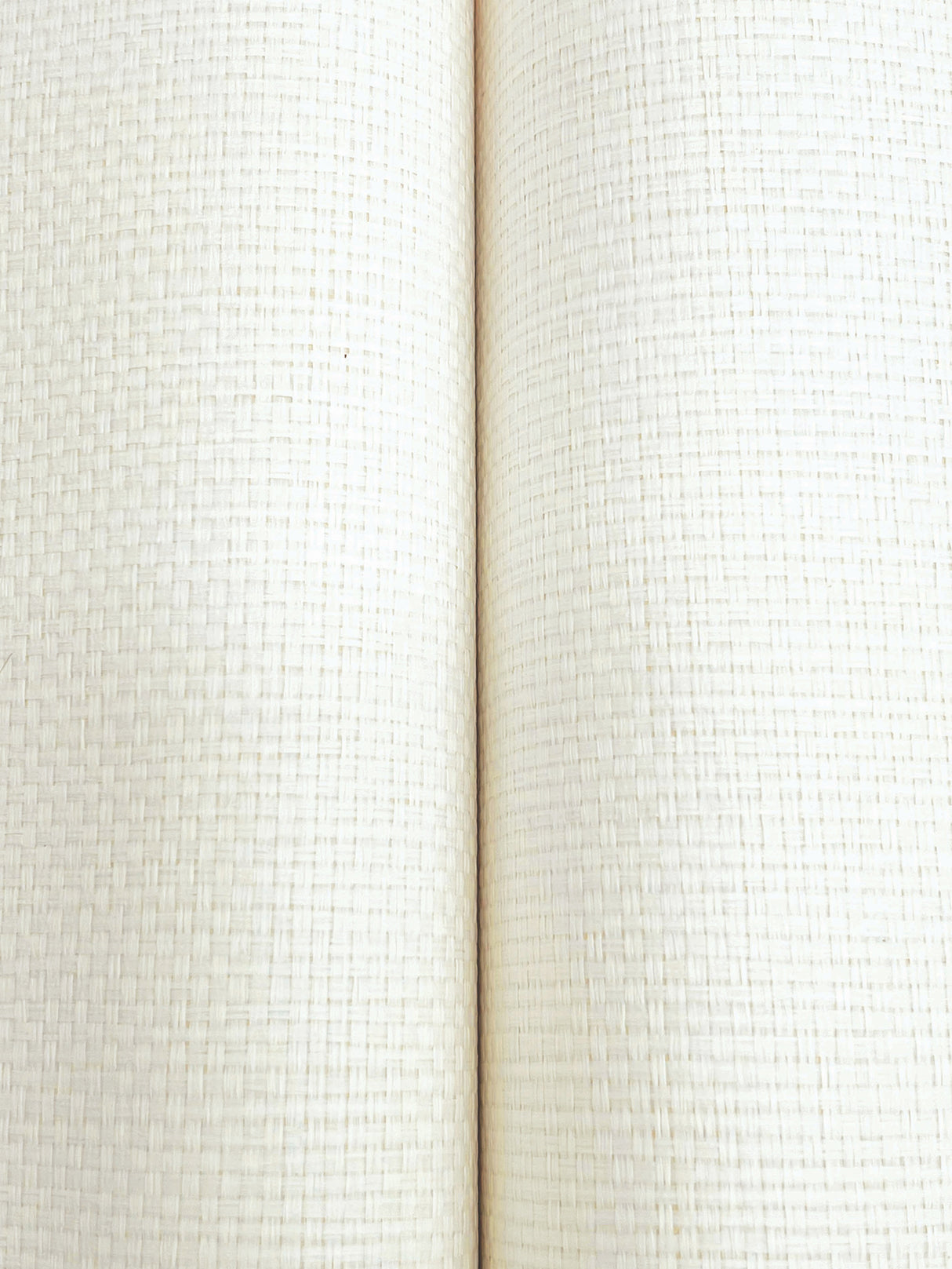 Satin Paperweave Bright White by Ronald Redding Paper Weave Grasscloth Wallpaper – York Designer Series GRL88318