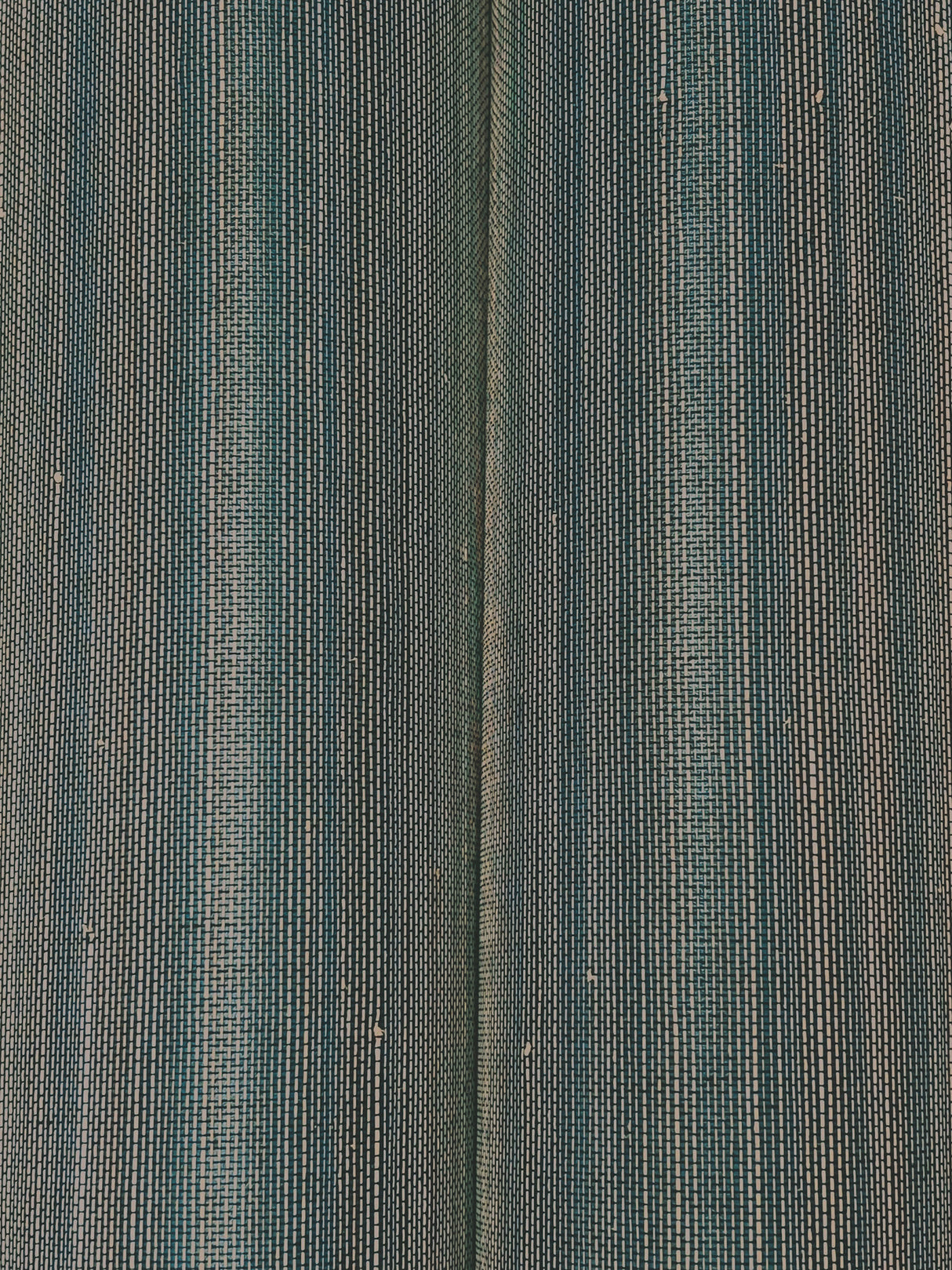 Tailored Abaca Ombre Blue by Ronald Redding Grasscloth Wallpaper – York Designer Series GRL88408
