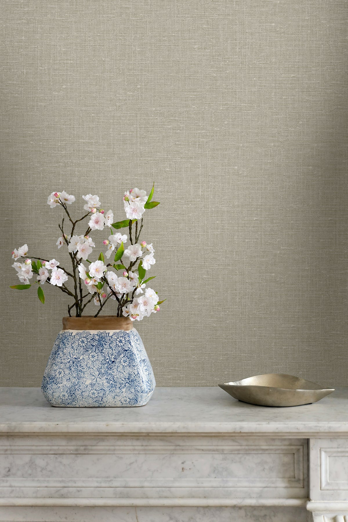 Nomi Taupe by Linen & Silk Textures Faux Linen Wallpaper – Seabrook Designs GT30026