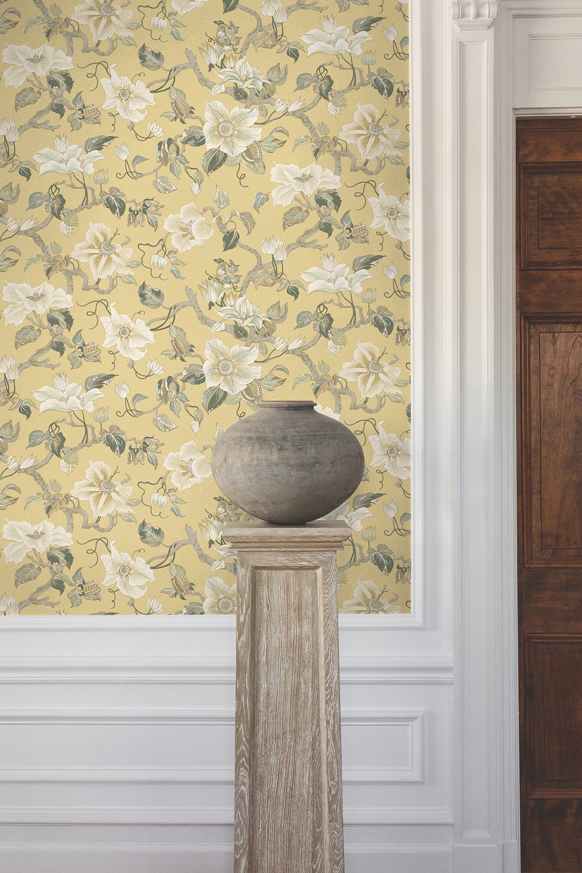 Marguerite Vine Yellow Wallpaper with Vintage Floral Jacobean Pattern - York GT4515