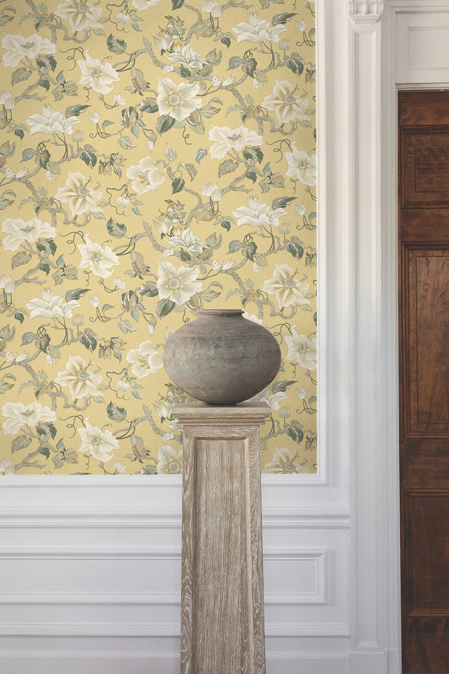 Marguerite Vine Yellow Wallpaper with Vintage Floral Jacobean Pattern - York GT4515