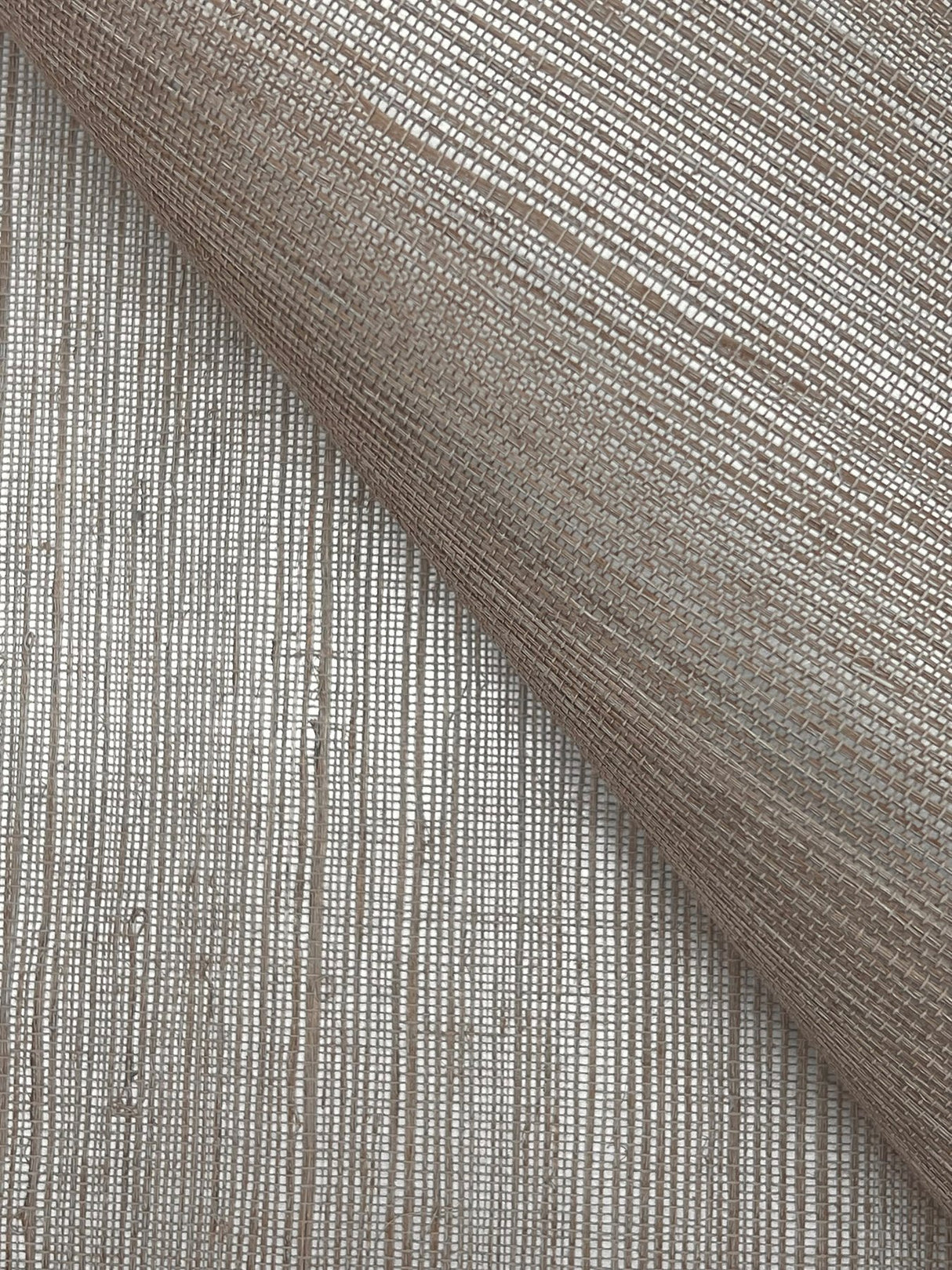 Maguey Sisal Silver Grasscloth Wallpaper with Metallic Effect - York GV0135NWFD