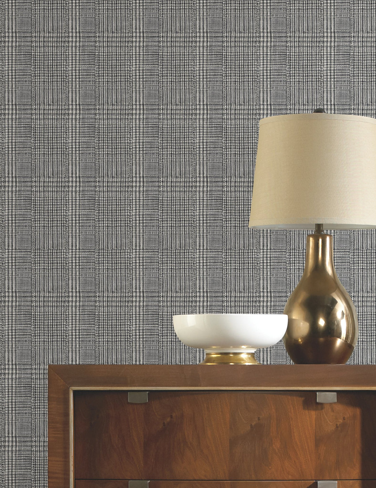Shirting Plaid Black Wallpaper with Menswear Plaid Pattern, Non Woven Unpasted - York HO2170