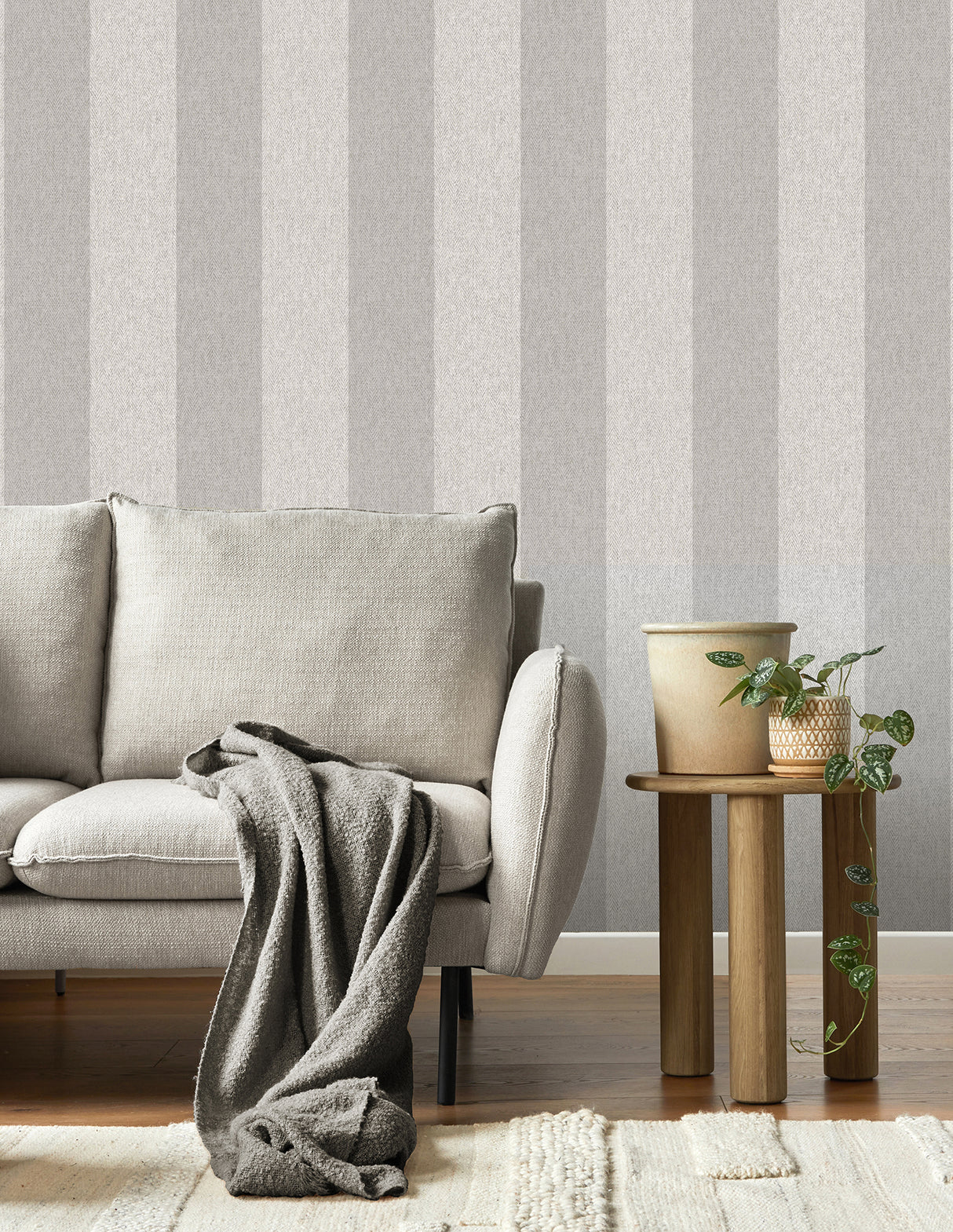 Finn Grey by Fine Decor Chevron Stripe Wallpaper – Brewster Home Fashions M1872