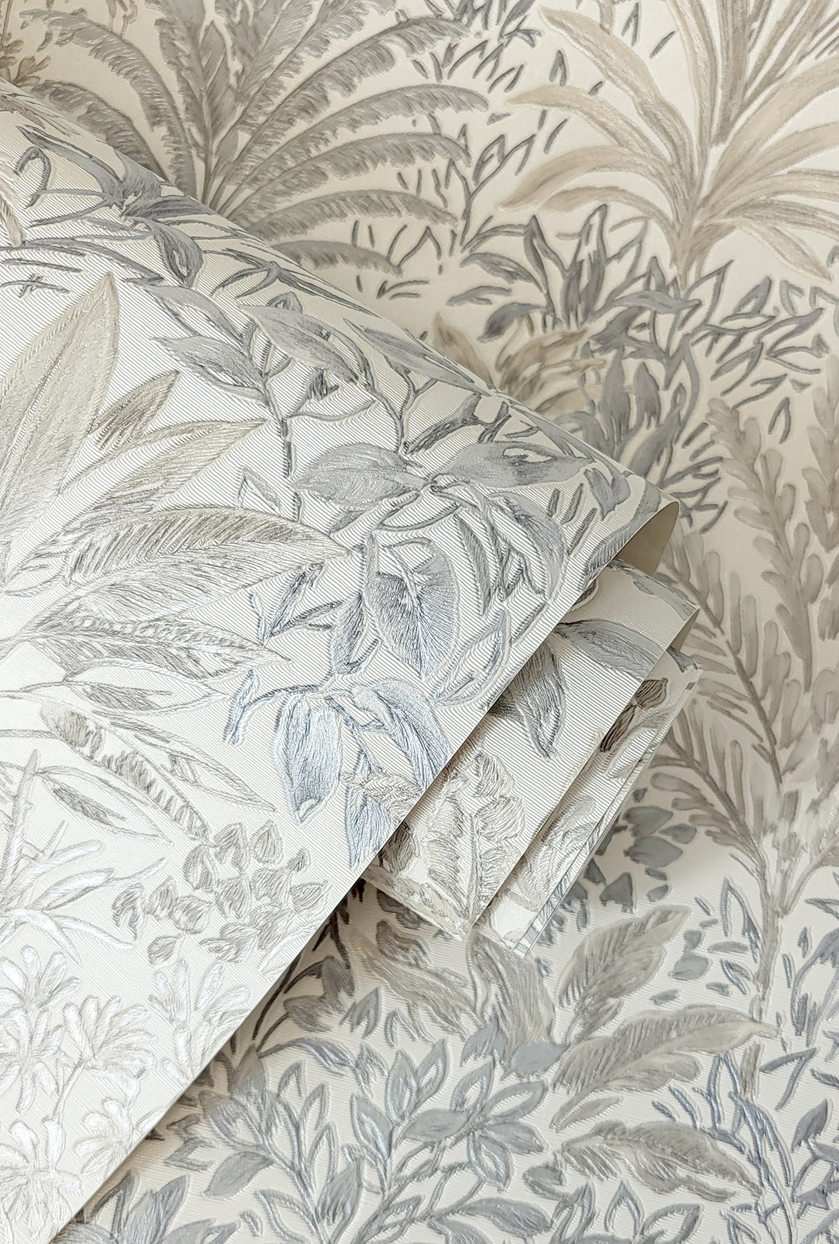 Meilani Natural & Grey by Fine Decor Palm Landscape Wallpaper – Brewster Home Fashions M95678