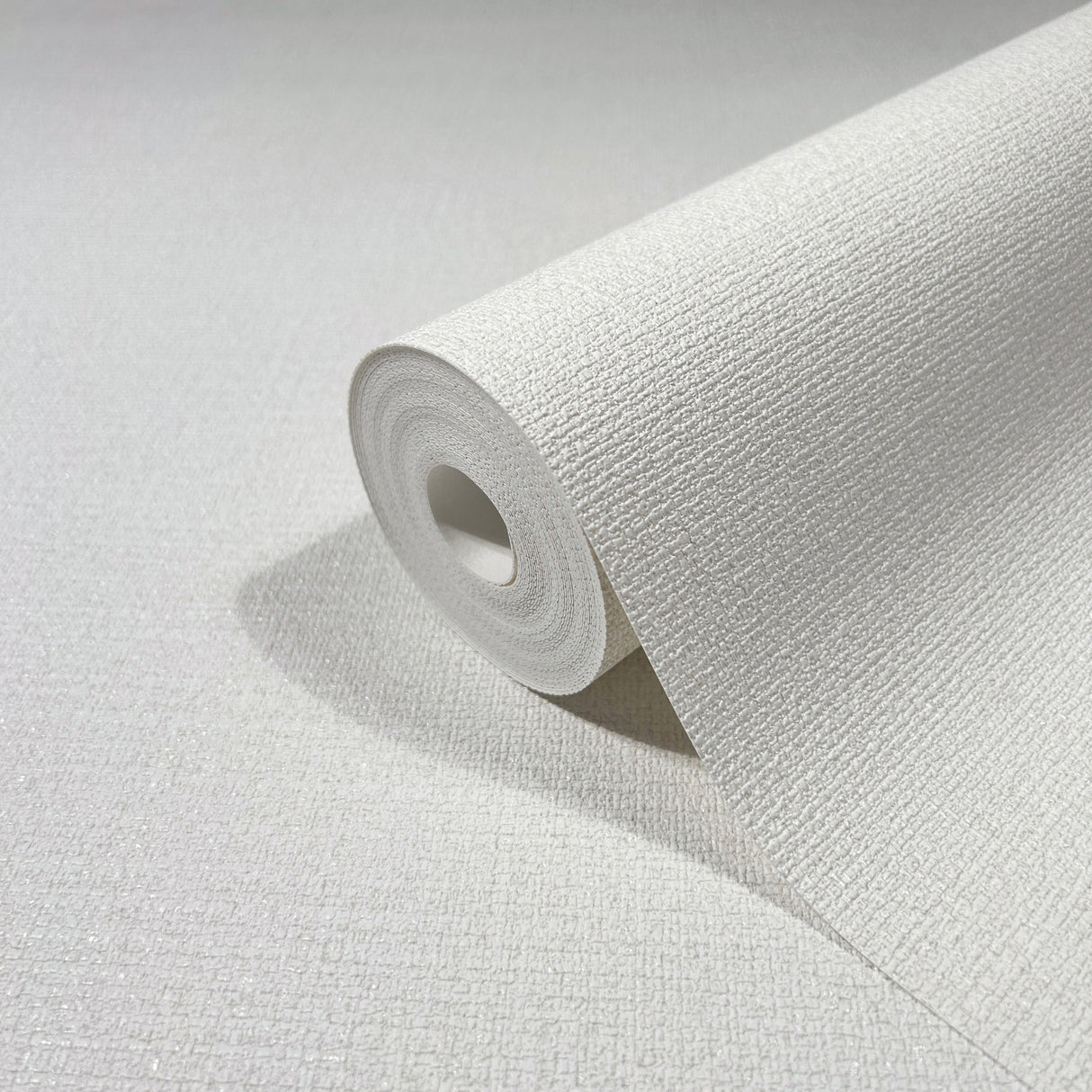 Cabric White by Antonina Vella Shimmering Texture Wallpaper – York Designer Series MA34914