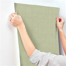 Vava Varlov Light Green by York Wallcoverings Solid Texture Wallpaper – York Wallcoverings MB16038