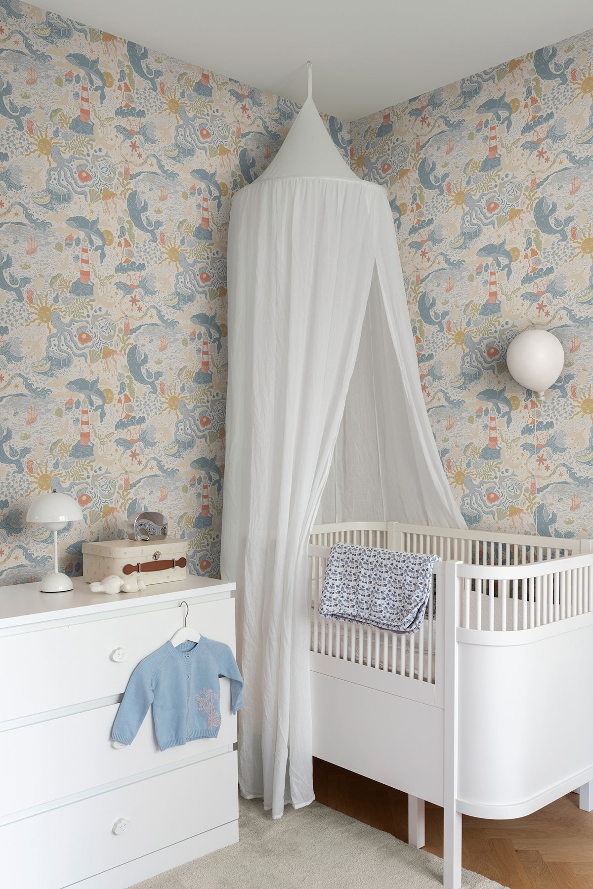Havet Multi by York Wallcoverings Whimsical Sea Creatures Wallpaper – York Wallcoverings MB29015