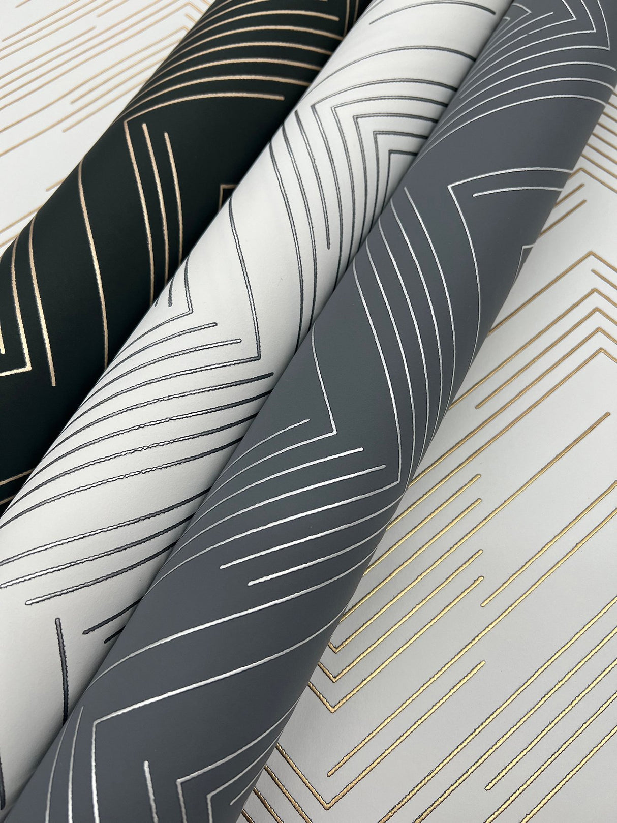 Polished Chevron Charcoal & Silver Wallpaper with Metallic Modern Geometric Chevron - York MD7226