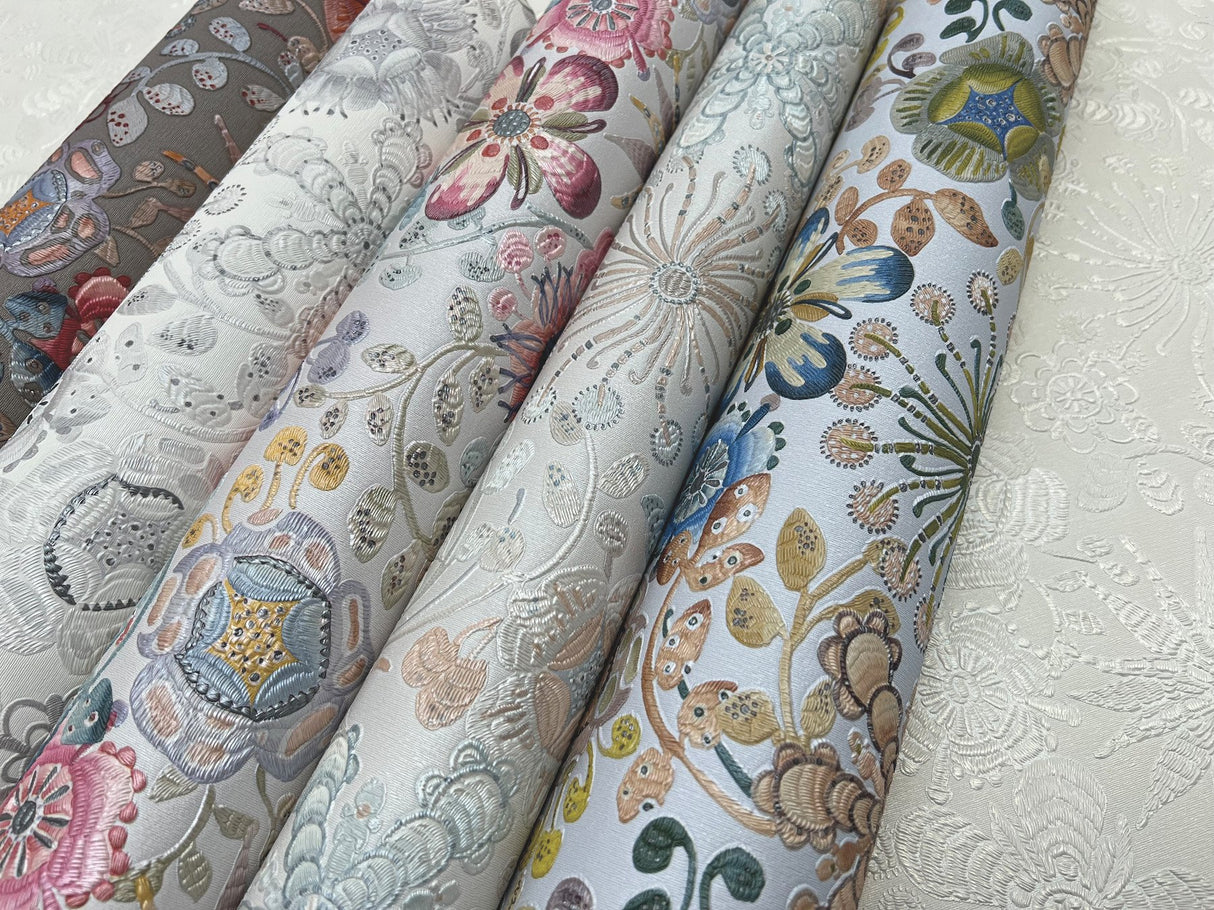 Magic Garden Neutral Wallpaper with Floral Botanical Pattern - Missoni MI10314