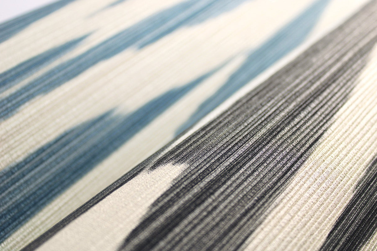 Flamed Zigzag Blue & Cream Wallpaper with Geometric Flame Stitch Motif - Missoni MI10340