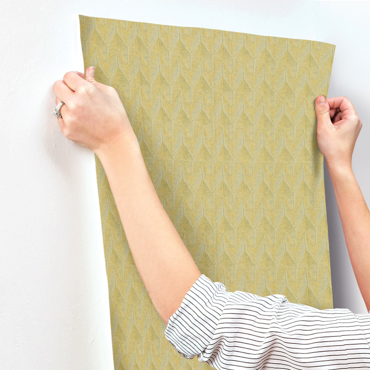 Sestriere Golden by Missoni Chevron Wallpaper – York Designer Series MI10556