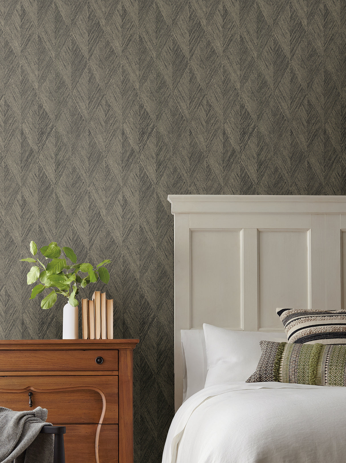 Challenger Nook by Magnolia Home Wallpaper – York Wallcoverings MJ4805N