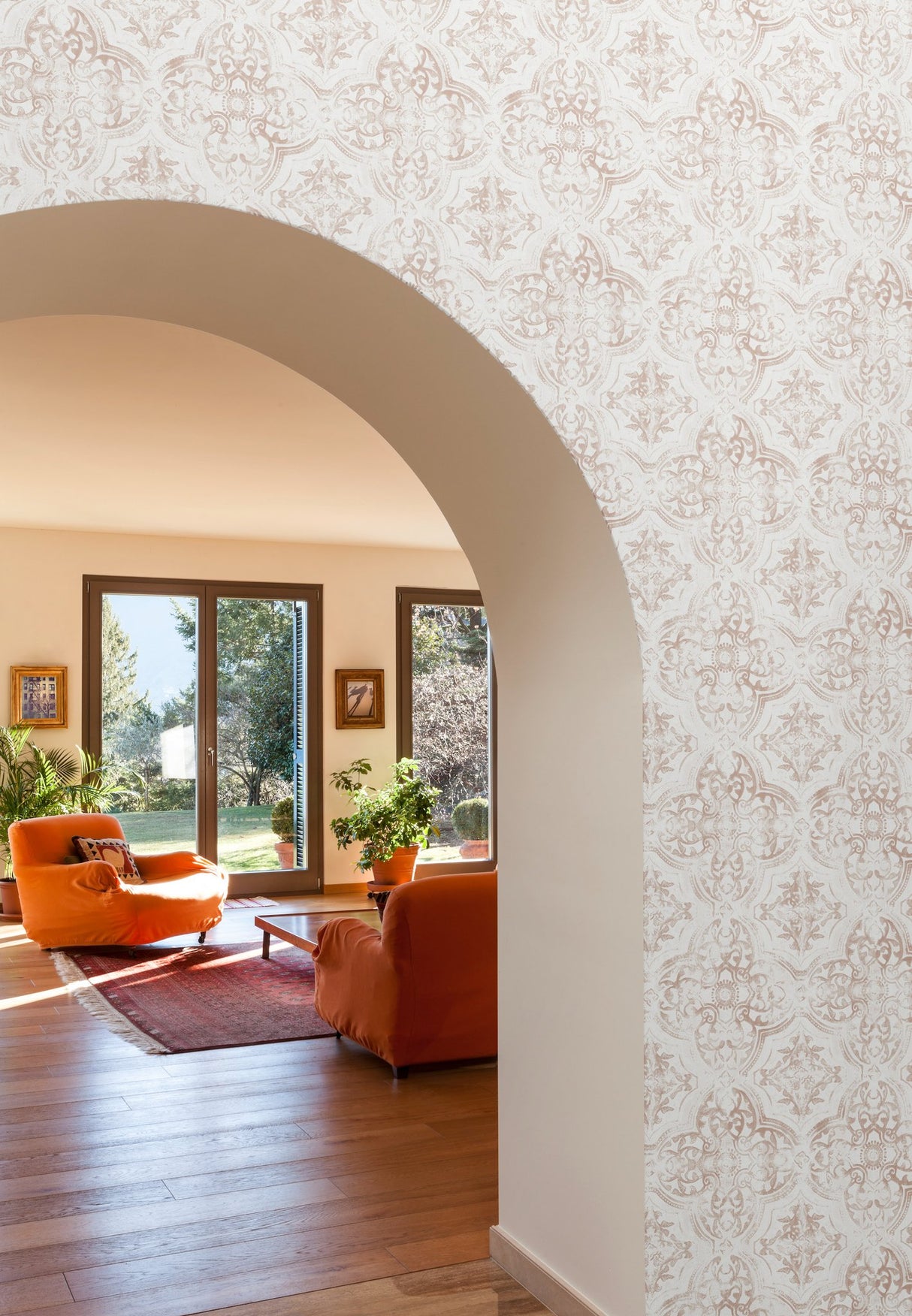 Quartet Off White & Tan Wallpaper with Mediterranean Bohemian Quatrefoil Medallion Pattern - York MN1892