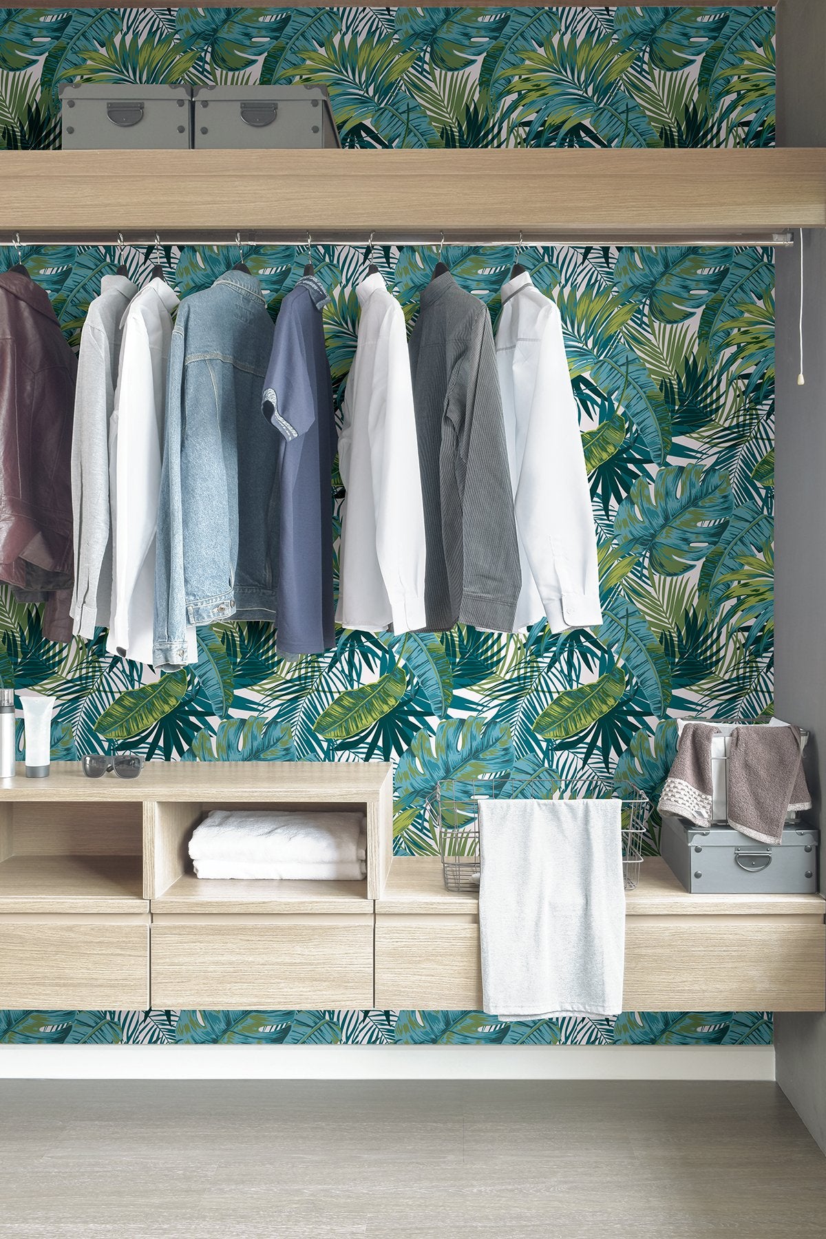 Bangalow Tropical Palm Green Peel & Stick Wallpaper with Botanical Leaf Motif, Bohemian Style - MS6135
